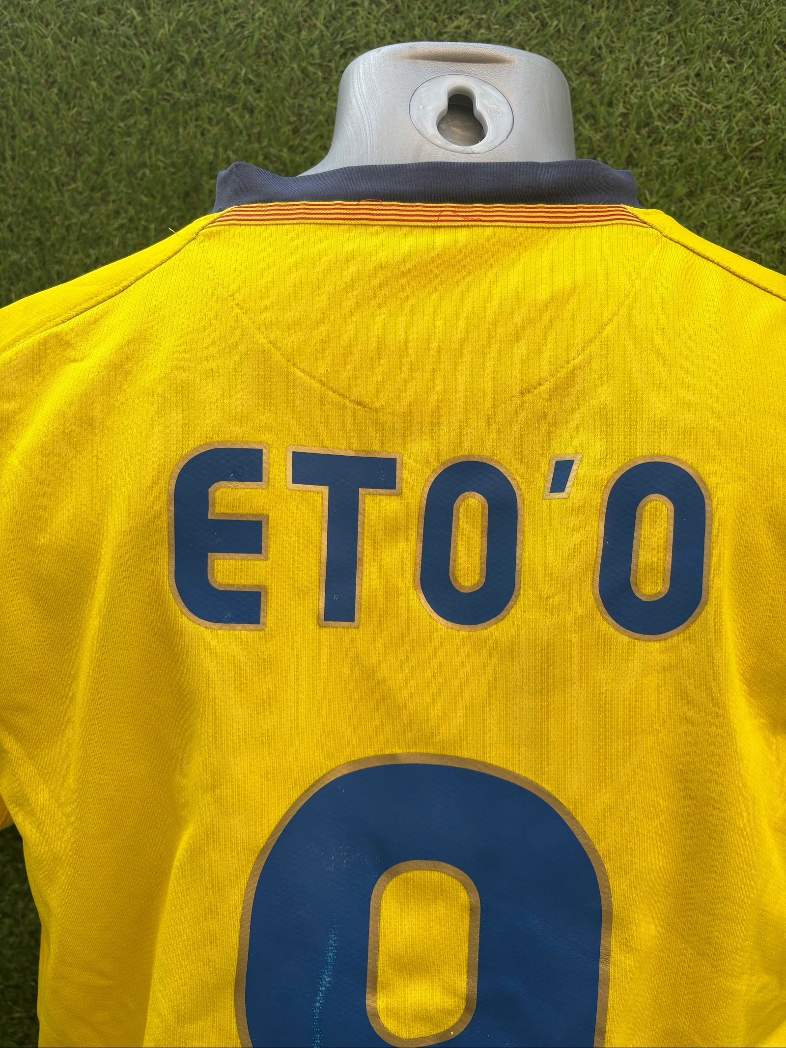 Eto’o Barcelona jersey – photo 4